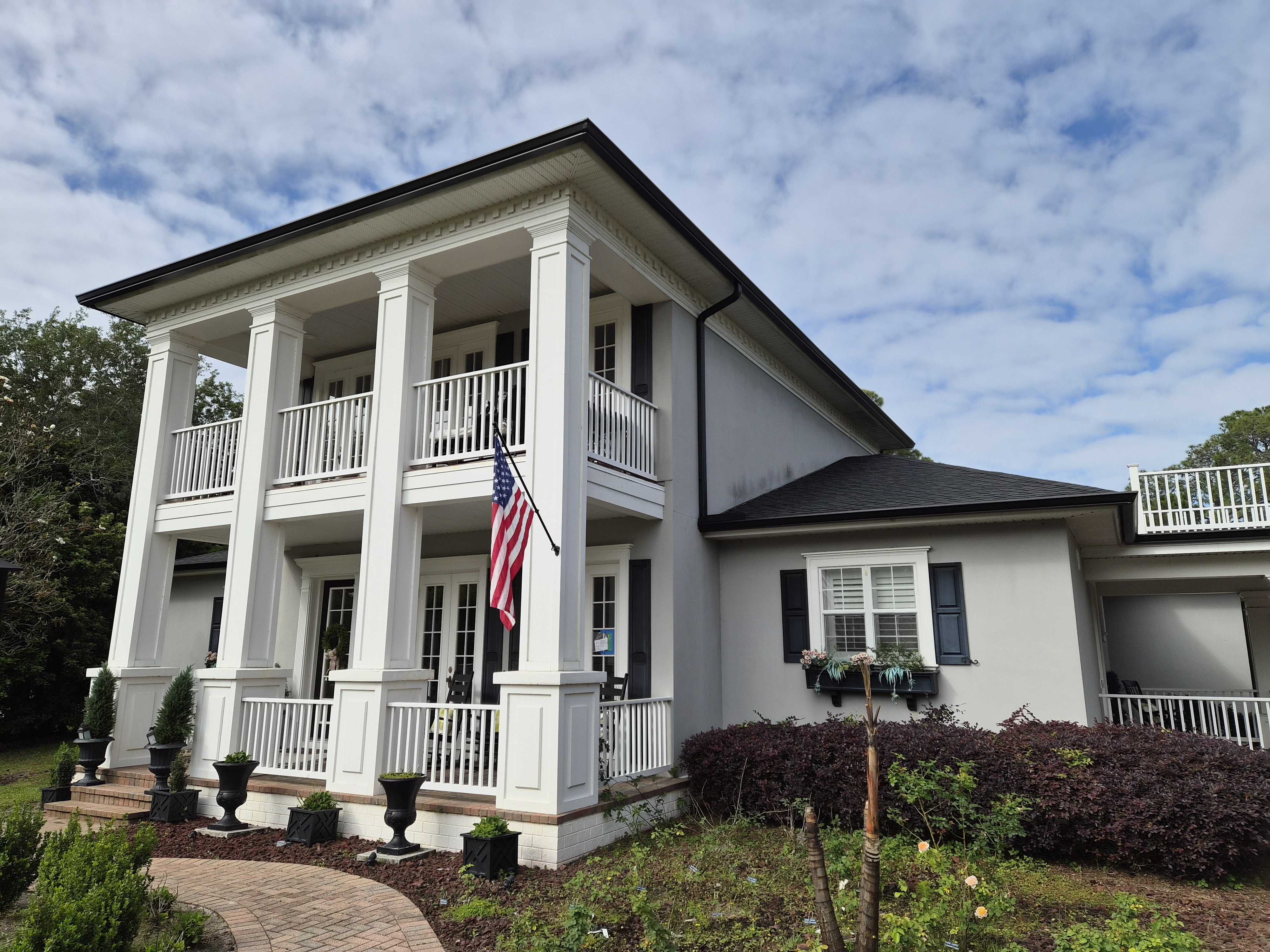 Beautiful Florida home with seamless gutters installed by M12 Gutters